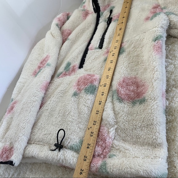 Victorias Secret Sherpa XS oversized - Picture 5 of 9